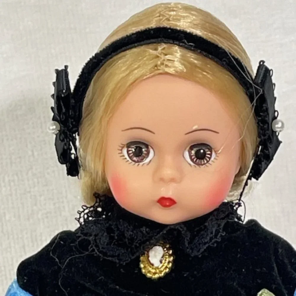 Madame Alexander restrung 8